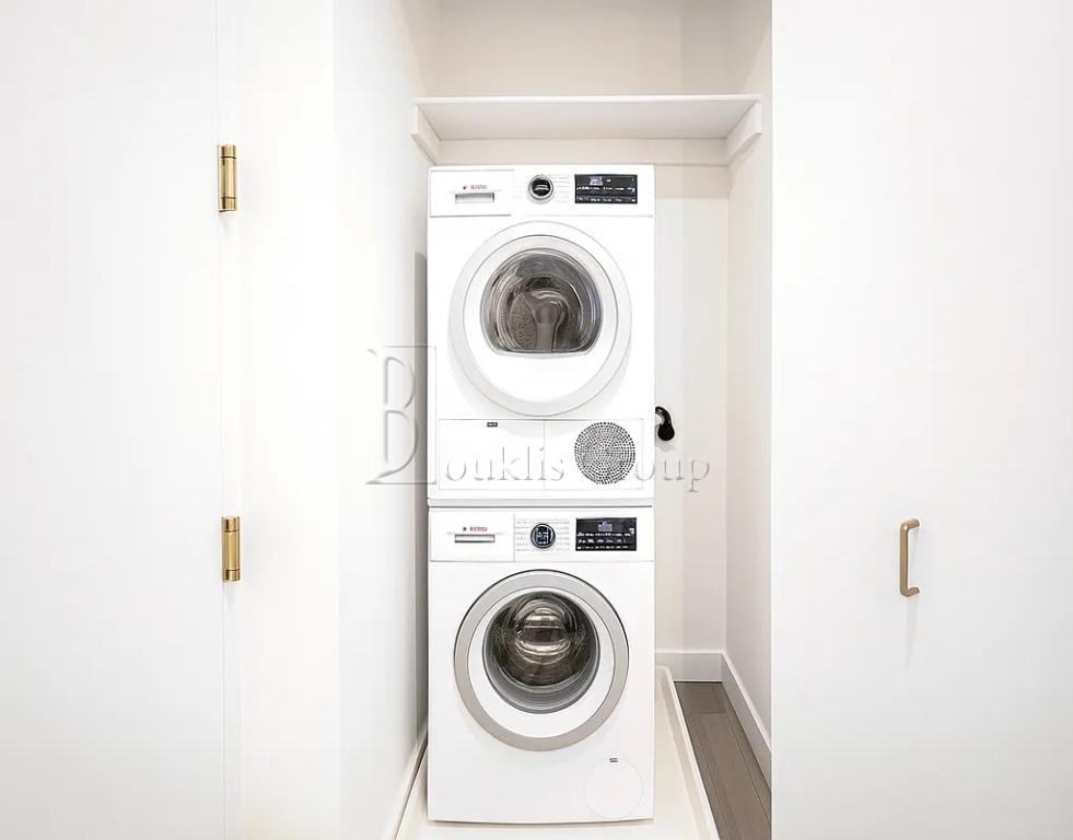 Water St #2322 - Photo 5 of 6