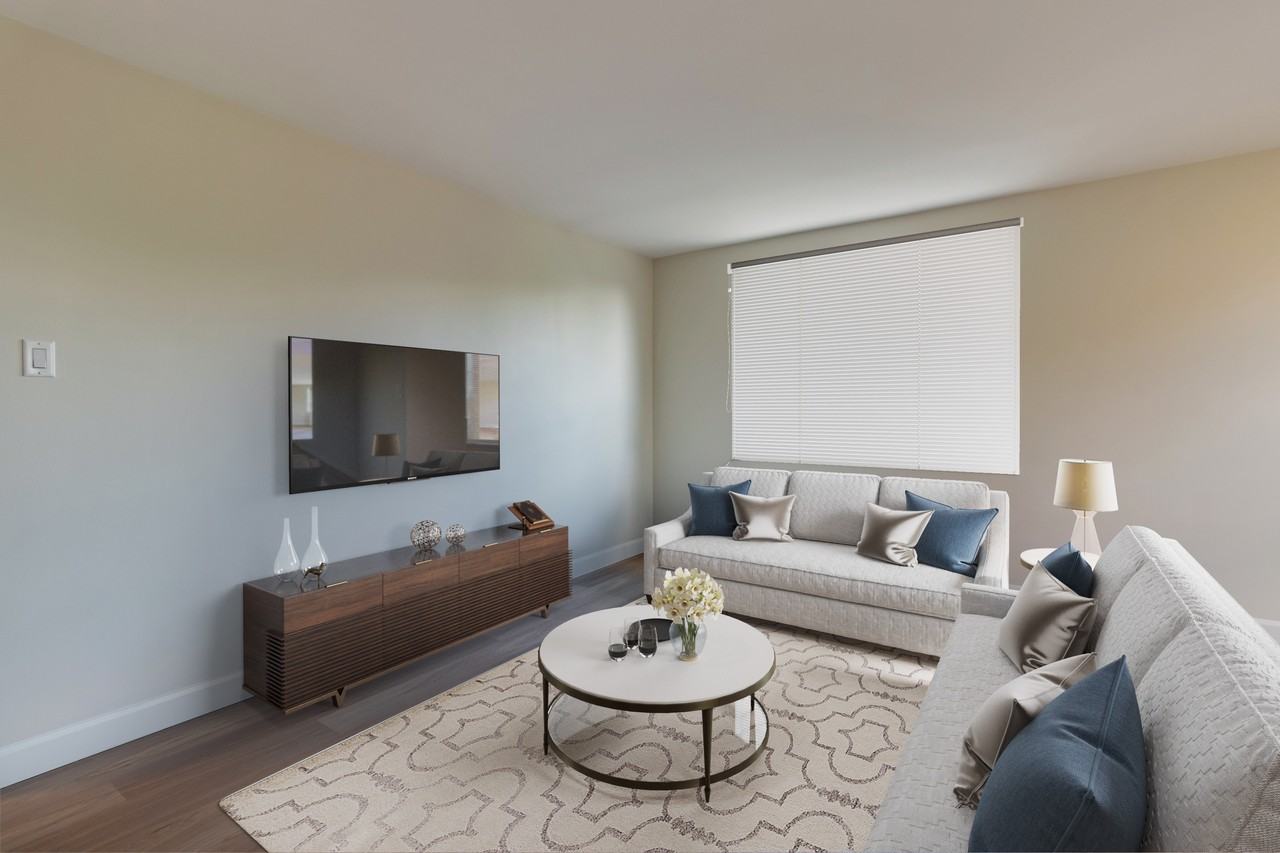 153 Ranleigh Avenue - Photo 5 of 20