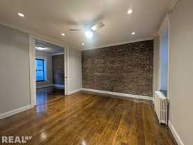 E 100th St #2D - Photo 1 of 1