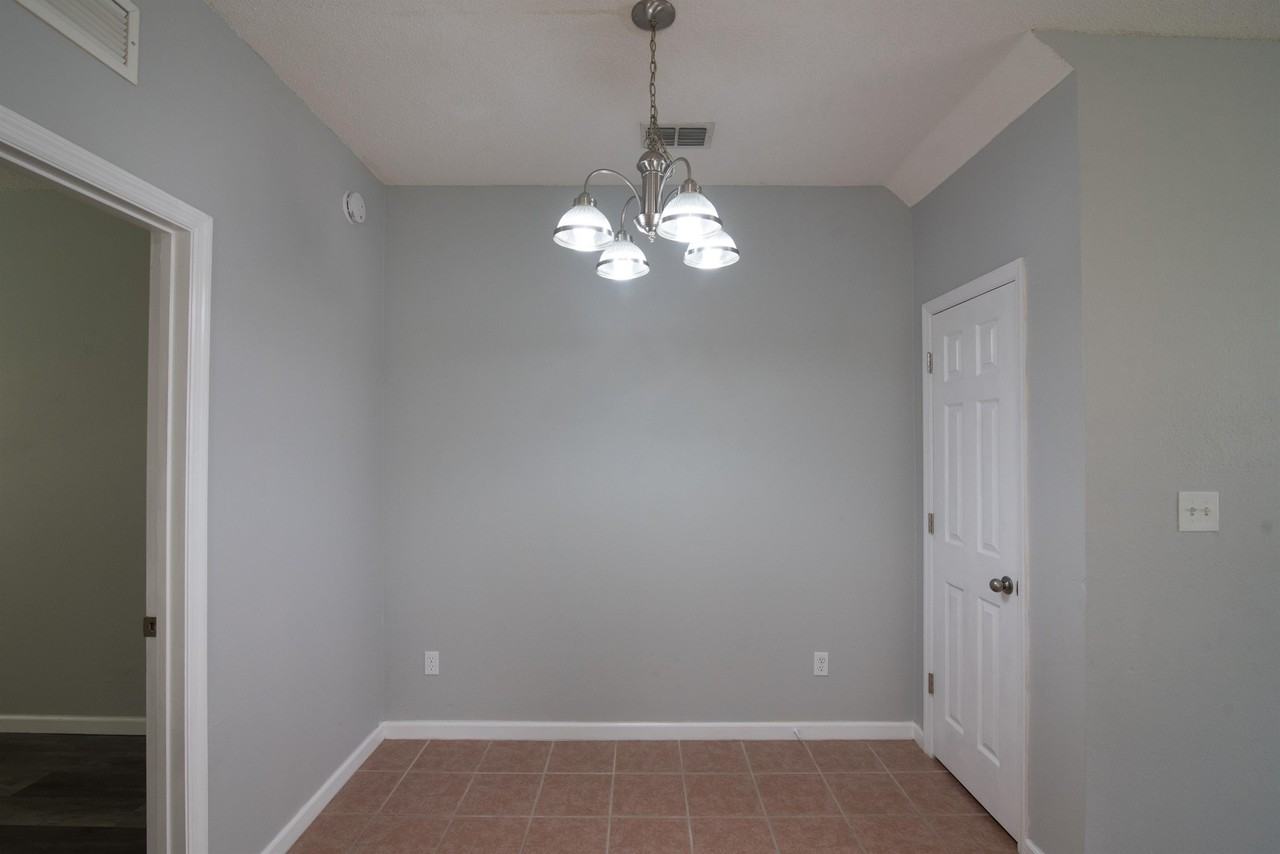 1465 Nena Hills Ct #1 - Photo 6 of 26