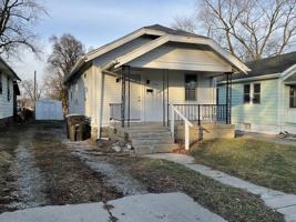 featured image of 1926 Eby Ave #1