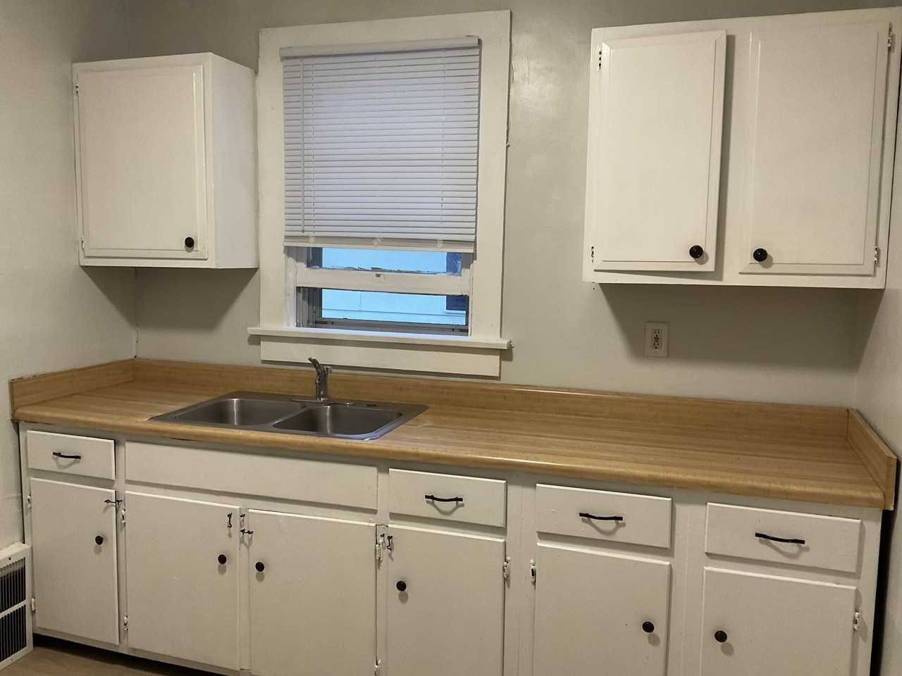 1926 Eby Ave #1 - Photo 7 of 15