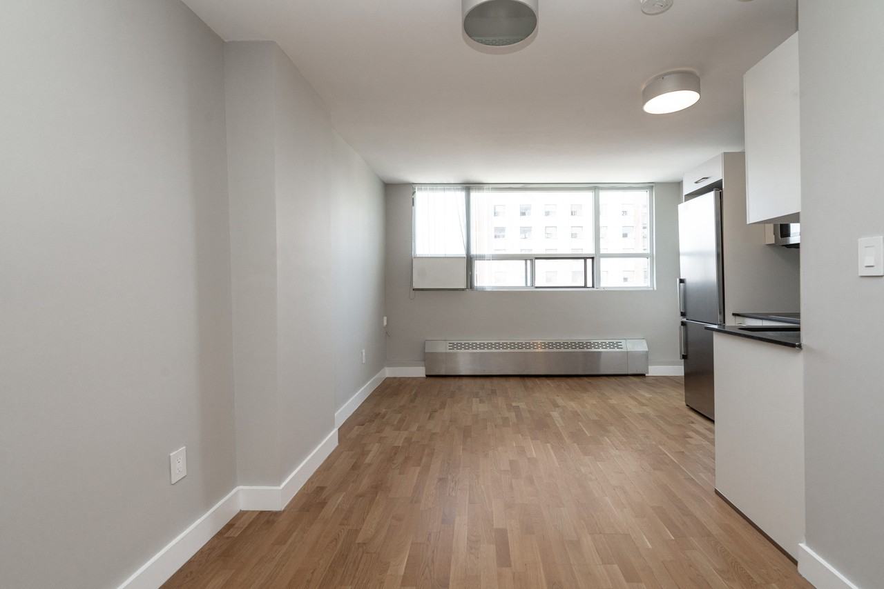 730 St. Clarens - Photo 2 of 50