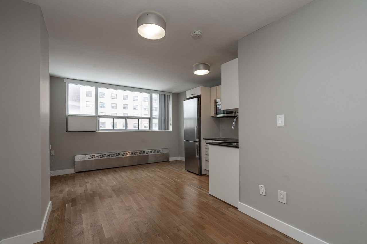 730 St. Clarens - Photo 5 of 50