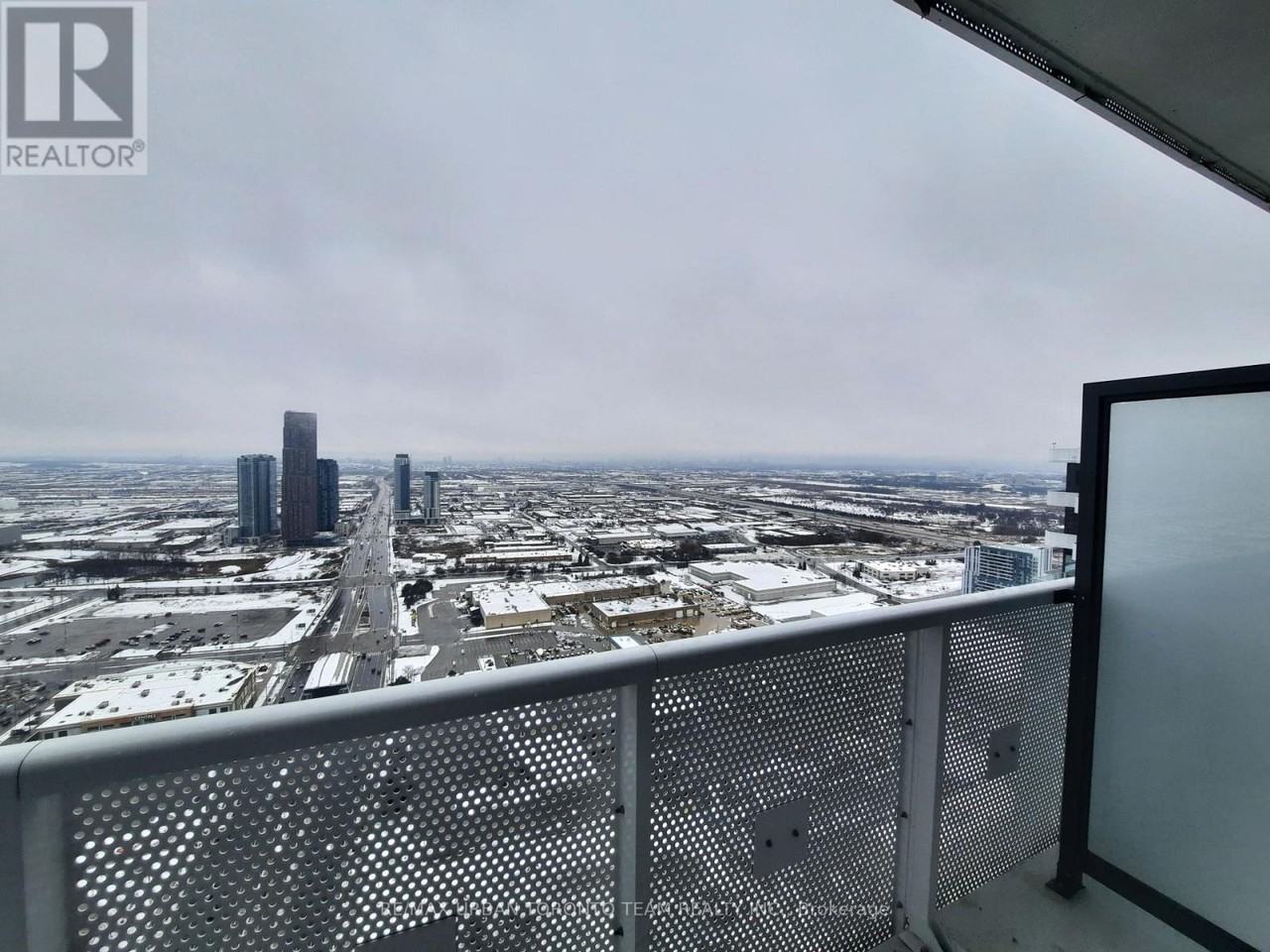 8 Interchange Way #4906 - Photo 5 of 12