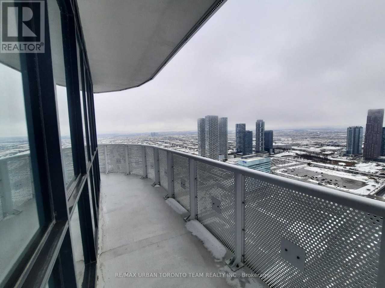 8 Interchange Way #4906 - Photo 6 of 12