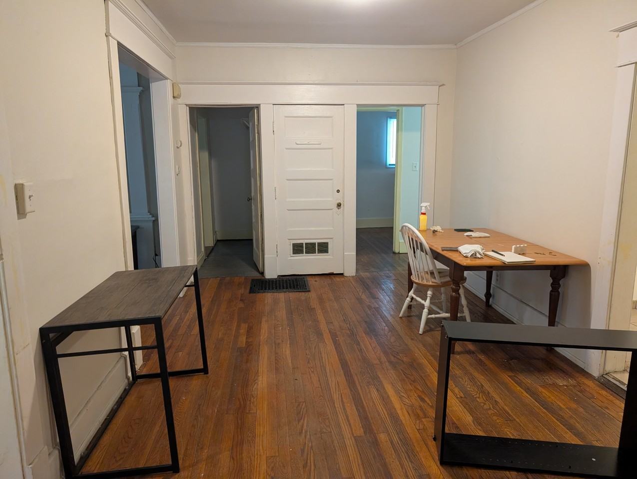 812 W Main St #1 - Photo 3 of 12