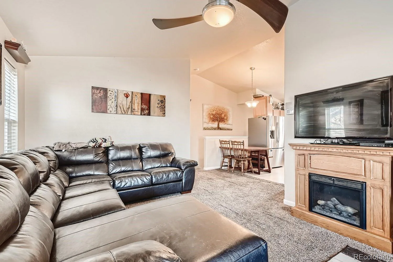 2604 Dock Dr #1 - Photo 3 of 13