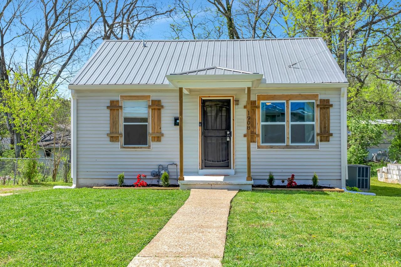 1908 Cherry St #1 - Photo 4 of 20