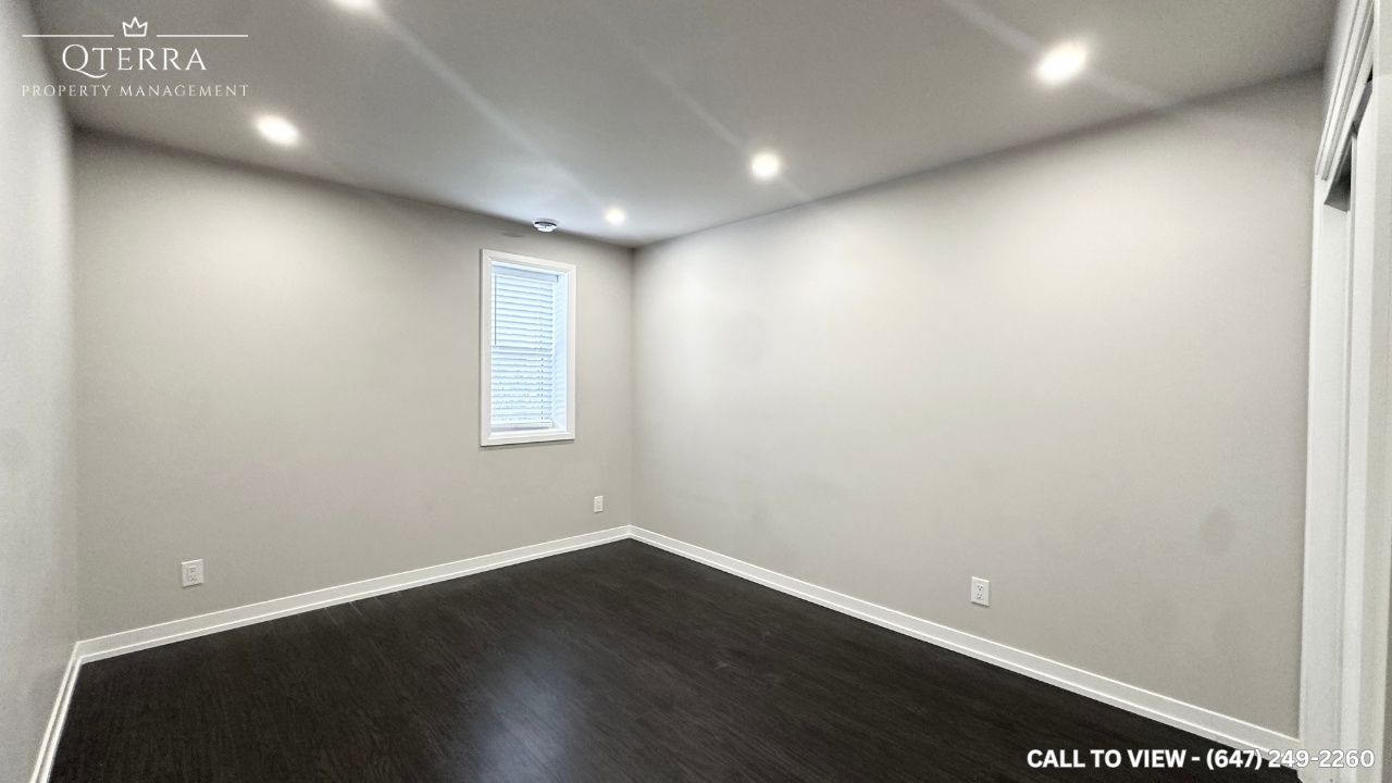 8 York St W - Photo 4 of 20