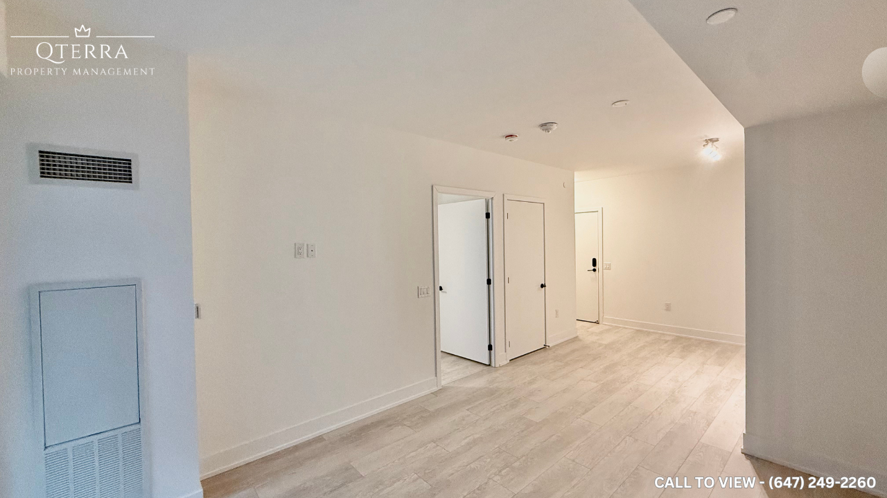 329-2450 Old Bronte Rd, Oakville, Ontario L6M 5P6 - Photo 3 of 7