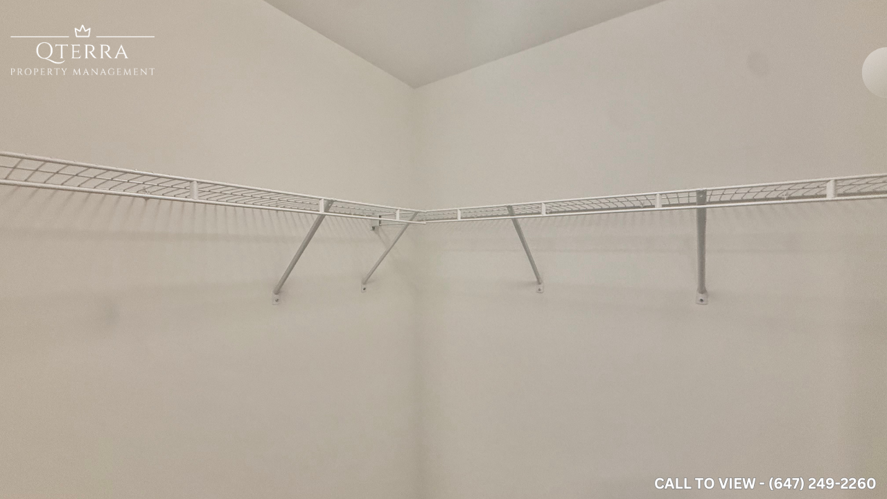 329-2450 Old Bronte Rd, Oakville, Ontario L6M 5P6 - Photo 6 of 7