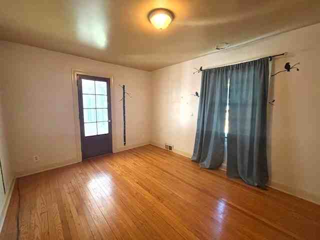 4316 & 4318 Chester Dr - 1 #1 - Photo 3 of 7