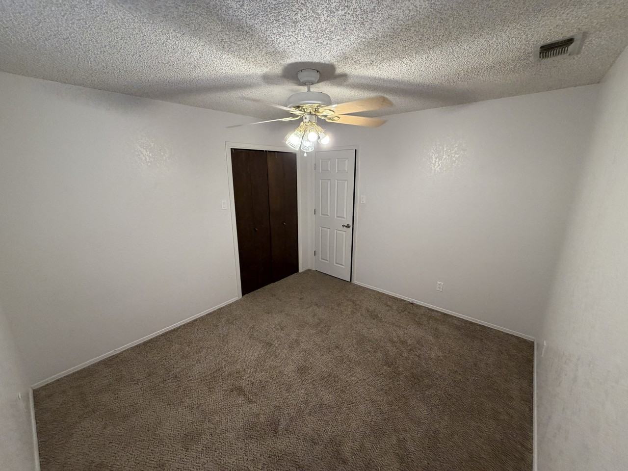 2706 Park Dr #1 - Photo 7 of 19