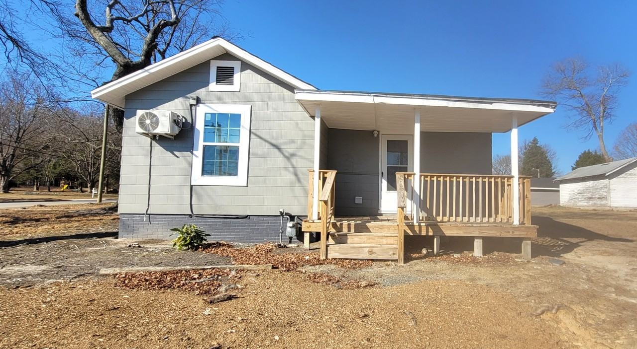 4302 Hilltop Rd #1 - Photo 3 of 15