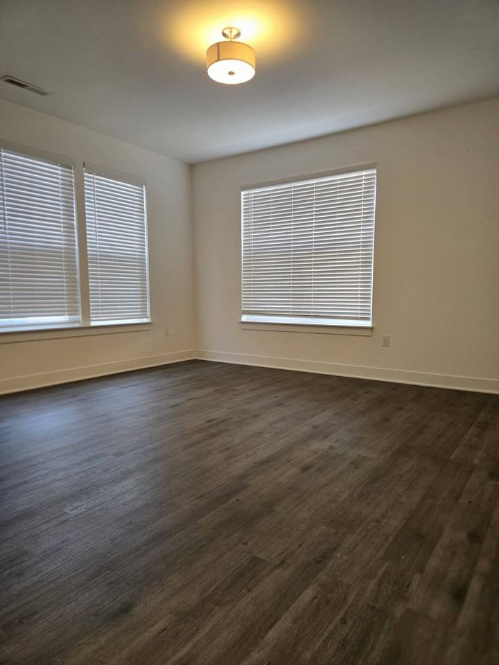 1876 Mcquat Pl #1 - Photo 5 of 28