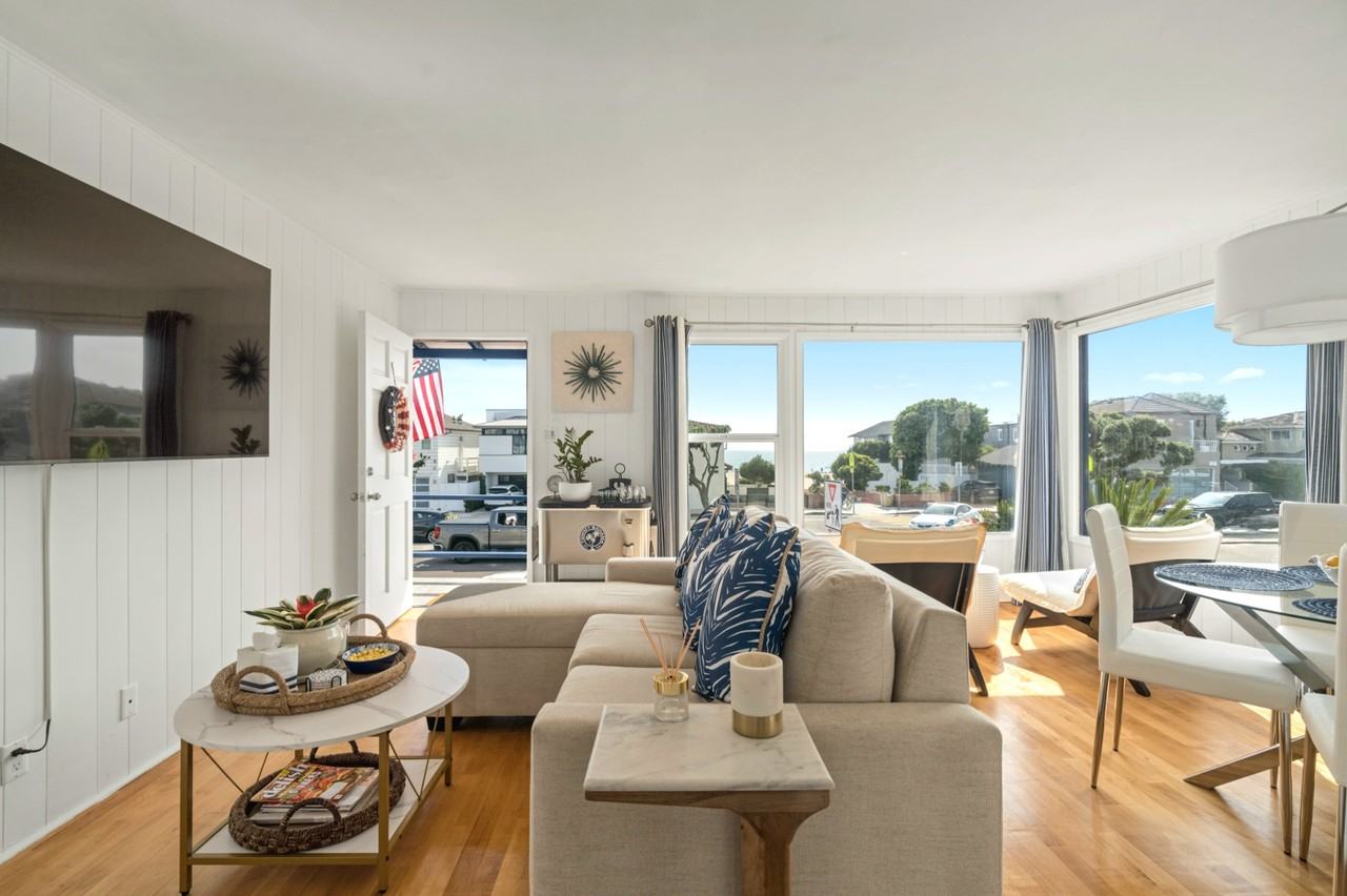 2464 Hermosa Ave #1 - Photo 3 of 28