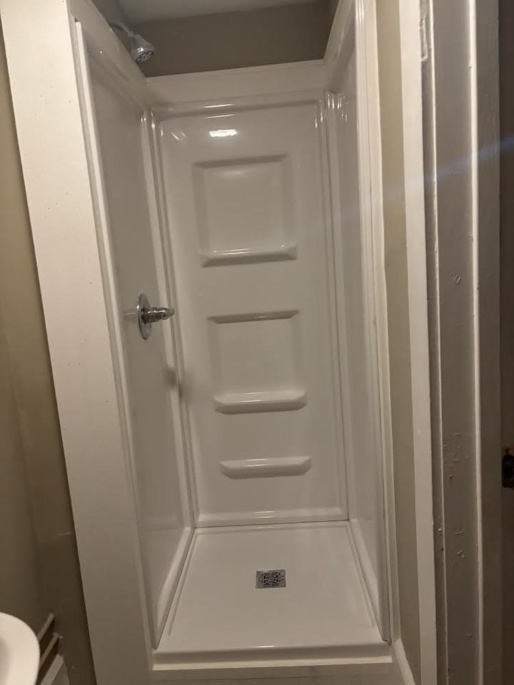 115 W Main St - Photo 4 of 9