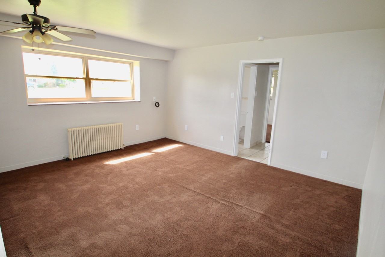 290 WEST COLLEGE STREETAPT A-2 #A02 - Photo 4 of 10