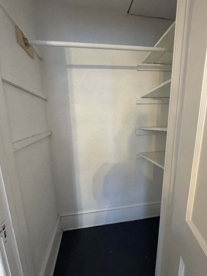 1209 Windsor Ave #5 - Photo 4 of 17