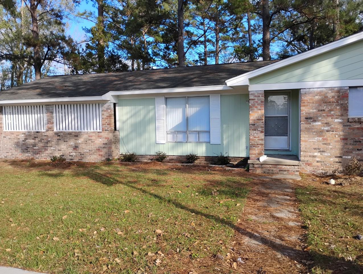 507 N 38th Ave #C - Photo 2 of 6