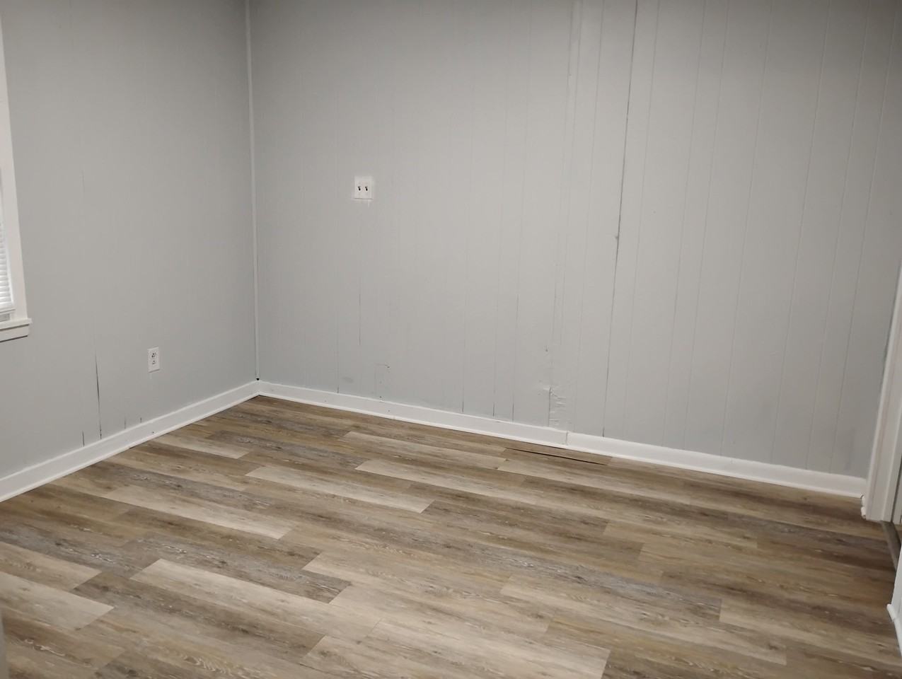 507 N 38th Ave #C - Photo 5 of 6