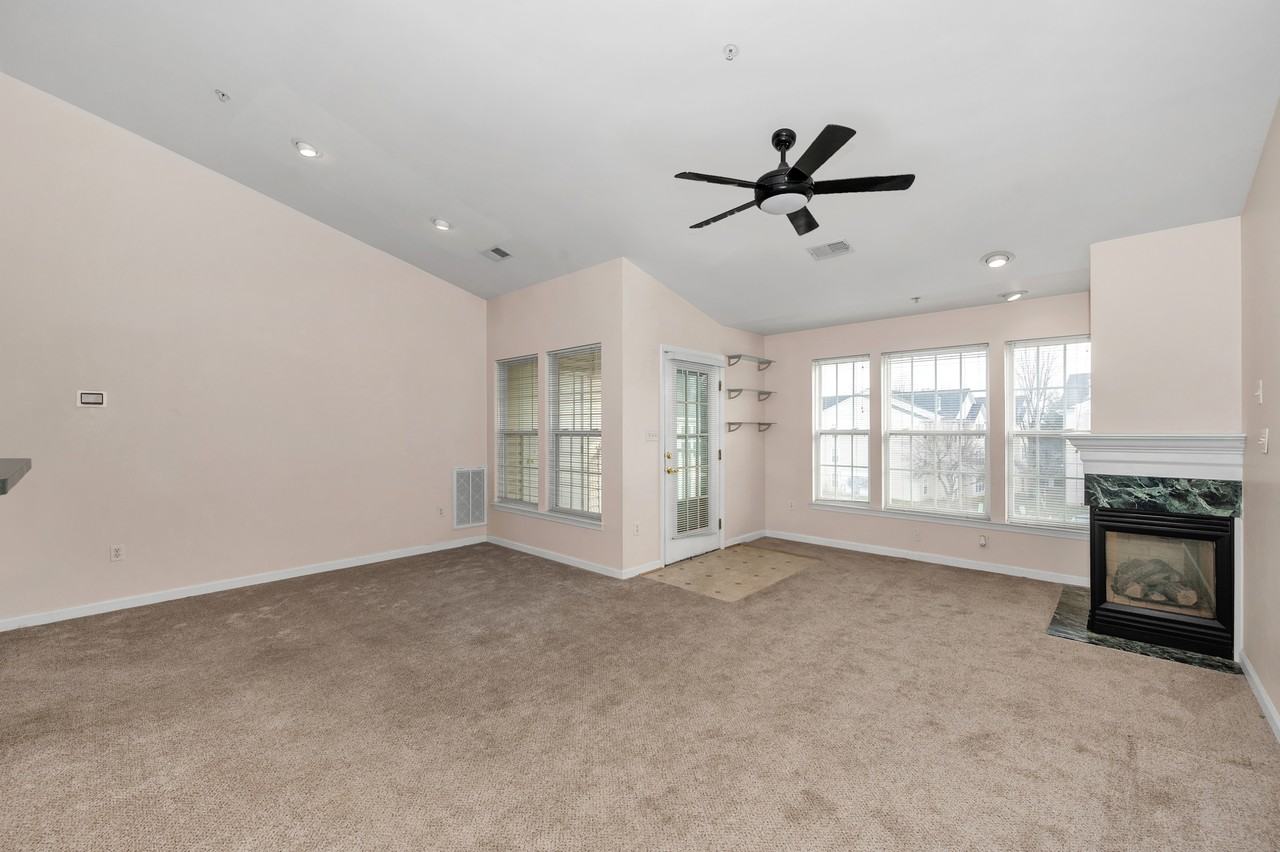 500 Bradley Court - 1Unit M #1 - Photo 6 of 22