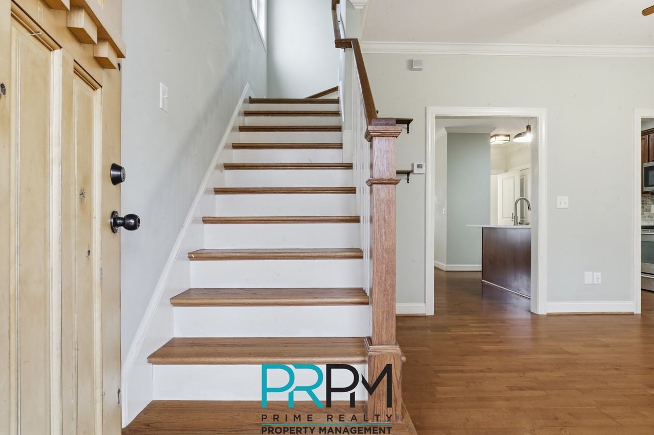 208 Anderson St #1 - Photo 4 of 26