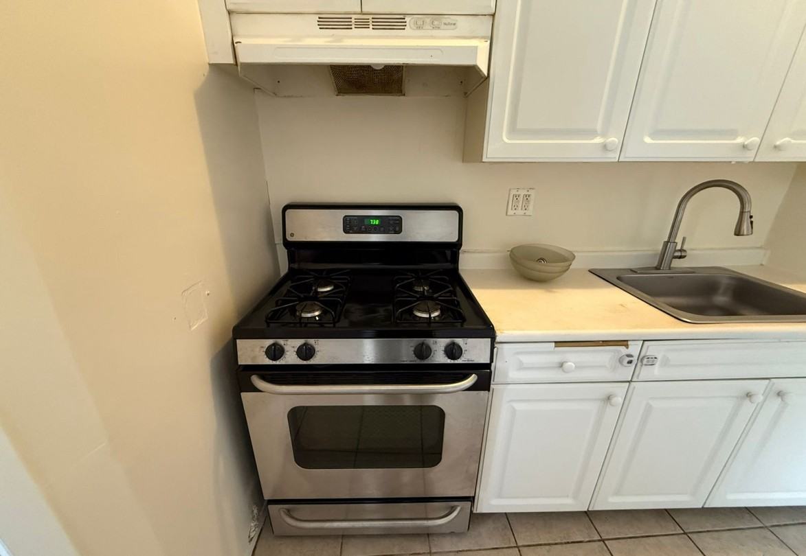 98 Storms Ave #3A - Photo 4 of 7