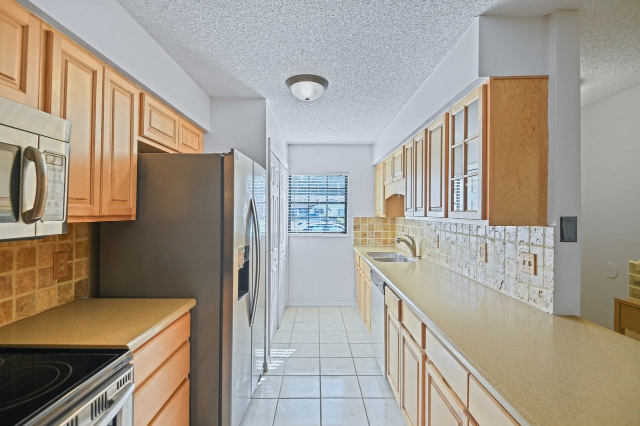 3608 Bay Ct #1 - Photo 6 of 17