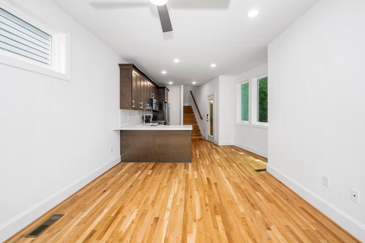 1729 Crest Rd #1 - Photo 2 of 21