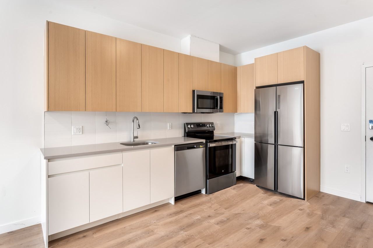 431 Main Street - Photo 2 of 12