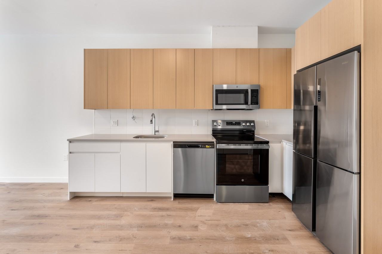 431 Main Street - Photo 4 of 12