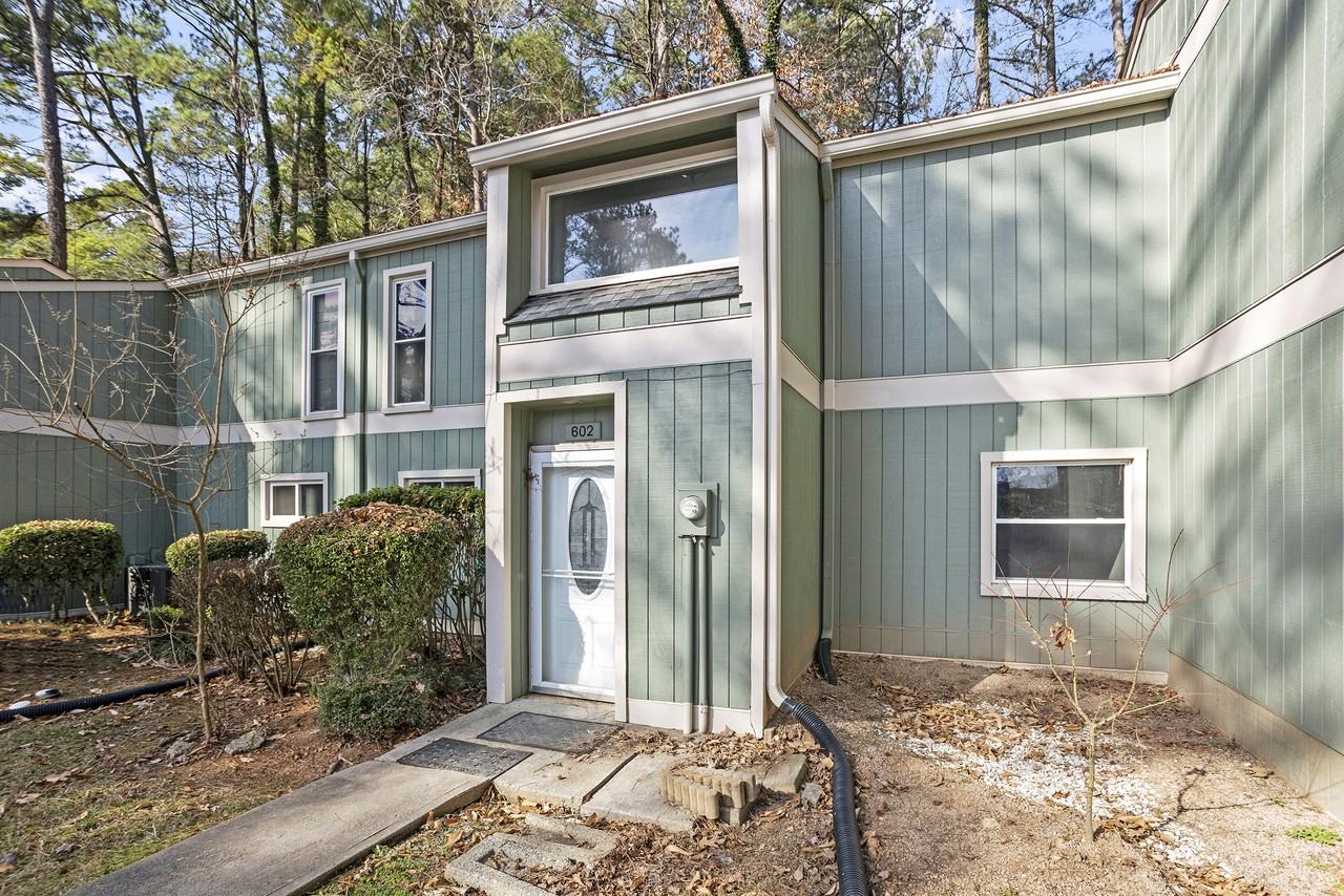 602 Dylan Ct #1 - Photo 3 of 26