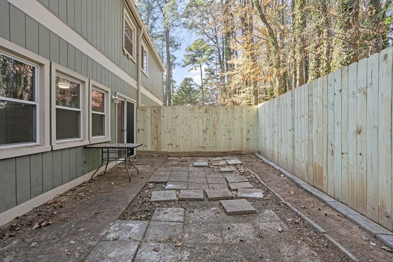 602 Dylan Ct #1 - Photo 7 of 26