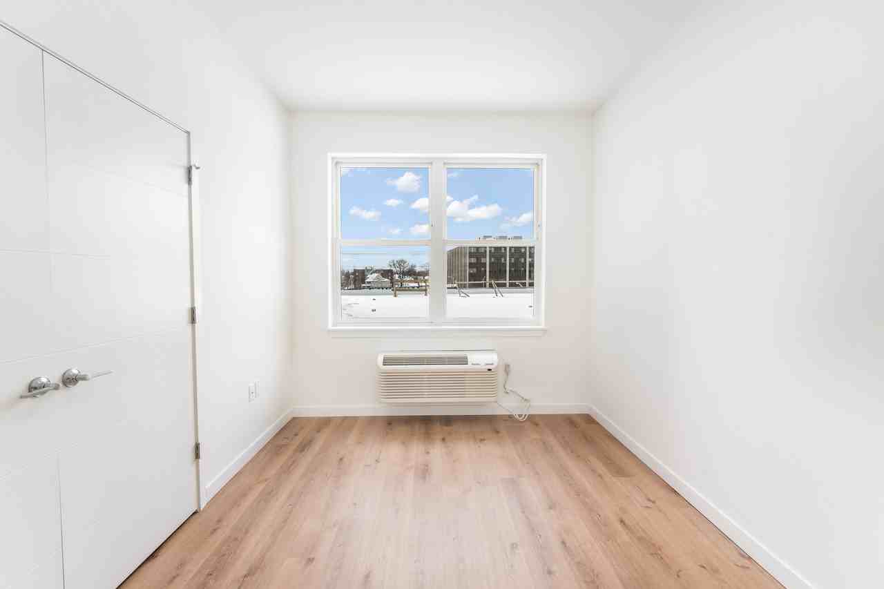 431 Main Street - Photo 6 of 12