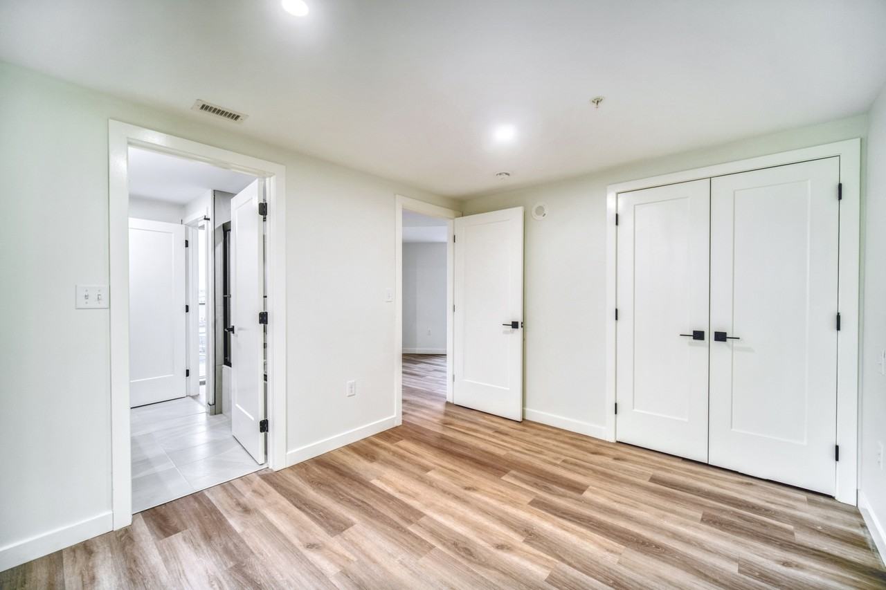 5415 Cogswell St #1610 - Photo 6 of 10