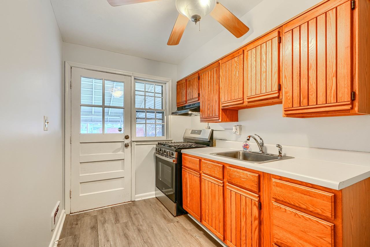 414 Westfield Rd #1 - Photo 4 of 11