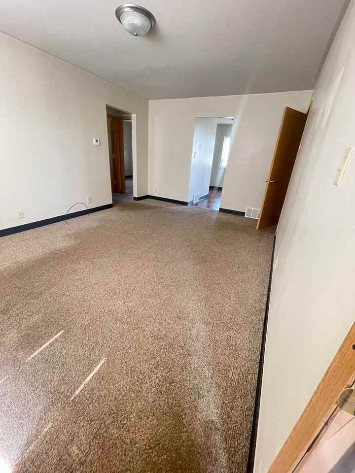 9000 W Carmen Ave #1 - Photo 2 of 7