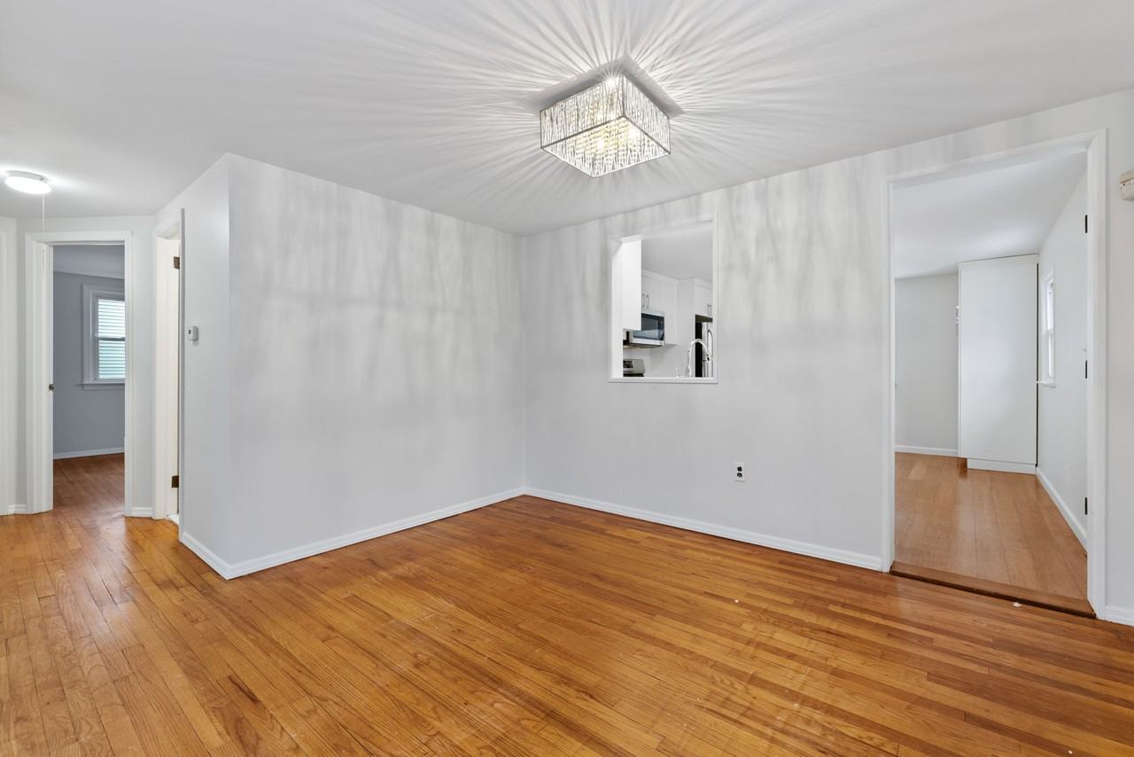 60 Ferris Ave #1 - Photo 4 of 12