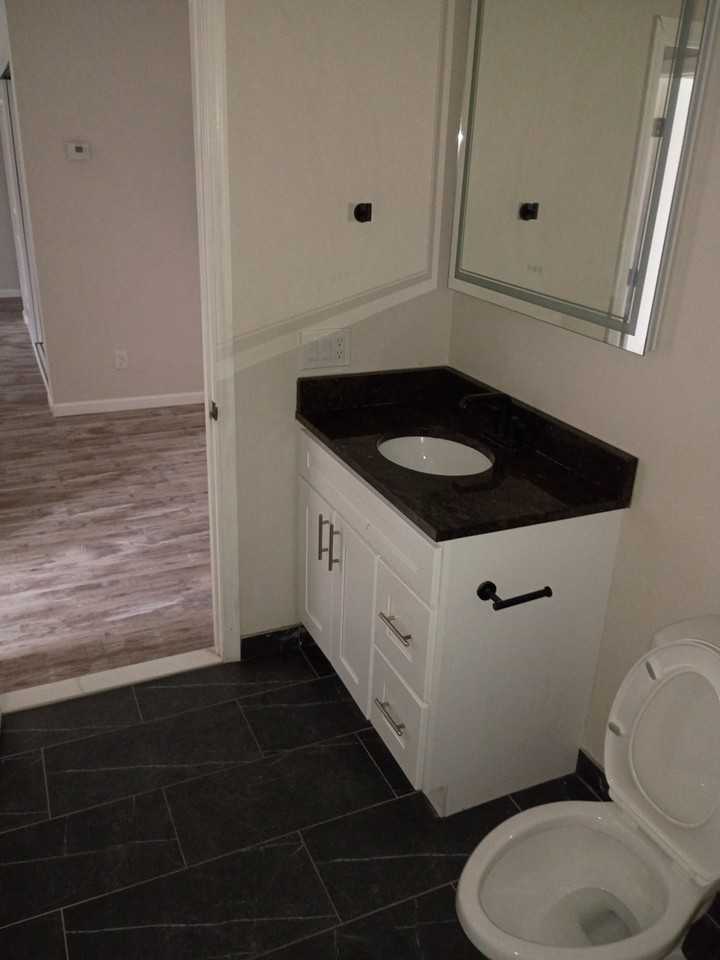 3016 E Thompson St - Photo 5 of 5