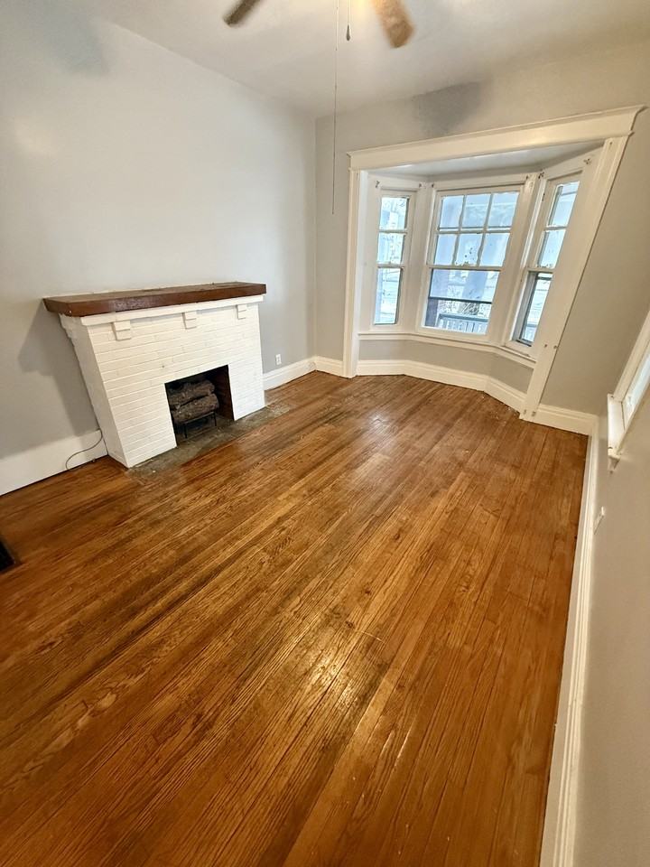 1007 Dewey Ave #1007 - Photo 6 of 28