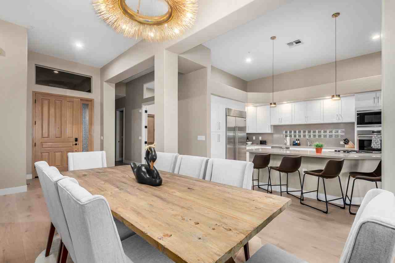 10837 E Running Deer Trl #1 - Photo 4 of 18