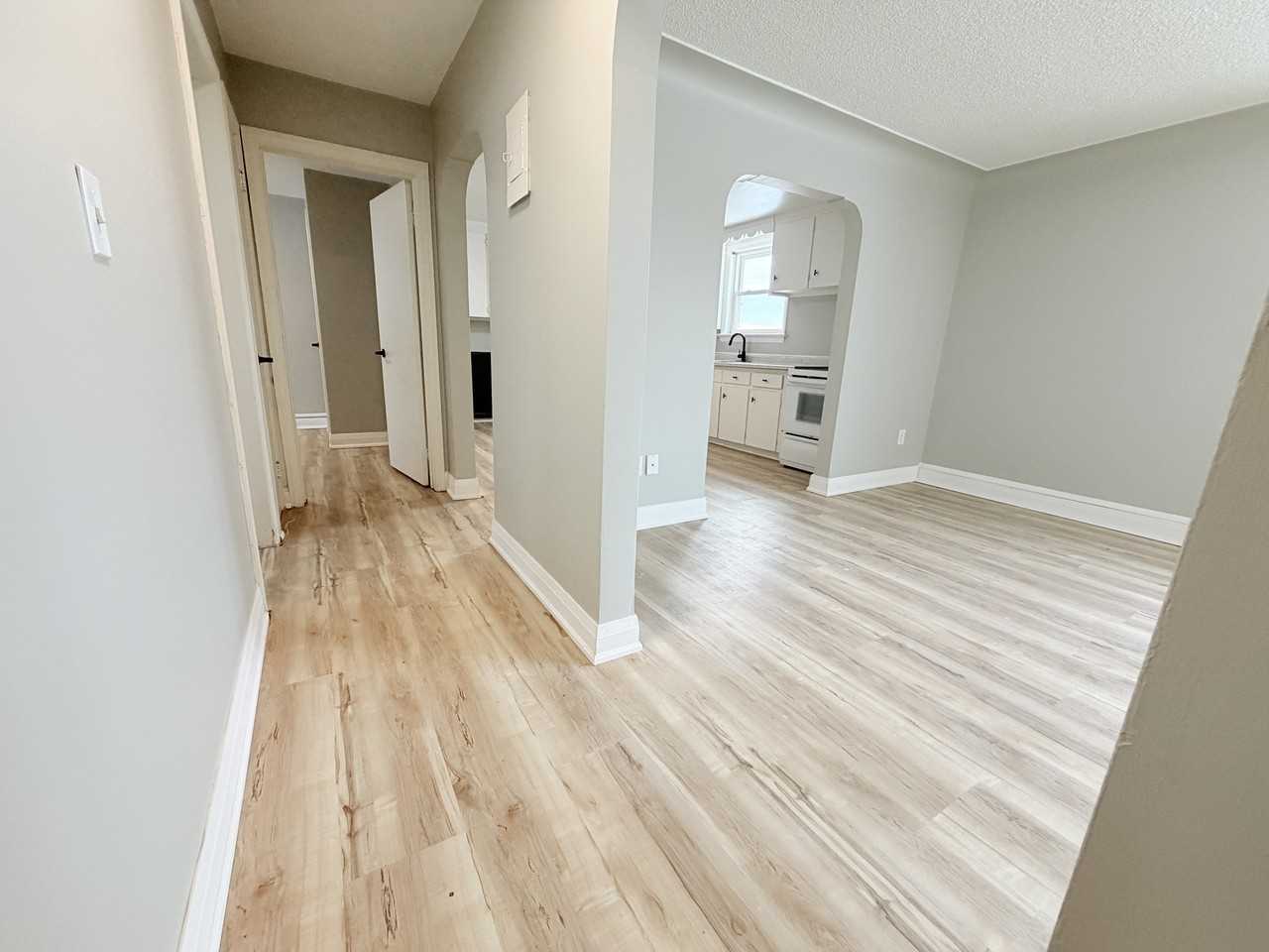 1742 Confederation Line #2 - Photo 5 of 12