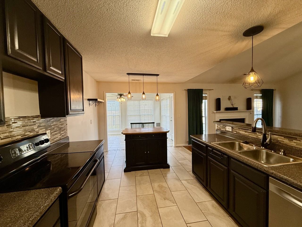 254 Meadow Pathway Dr #1 - Photo 6 of 27