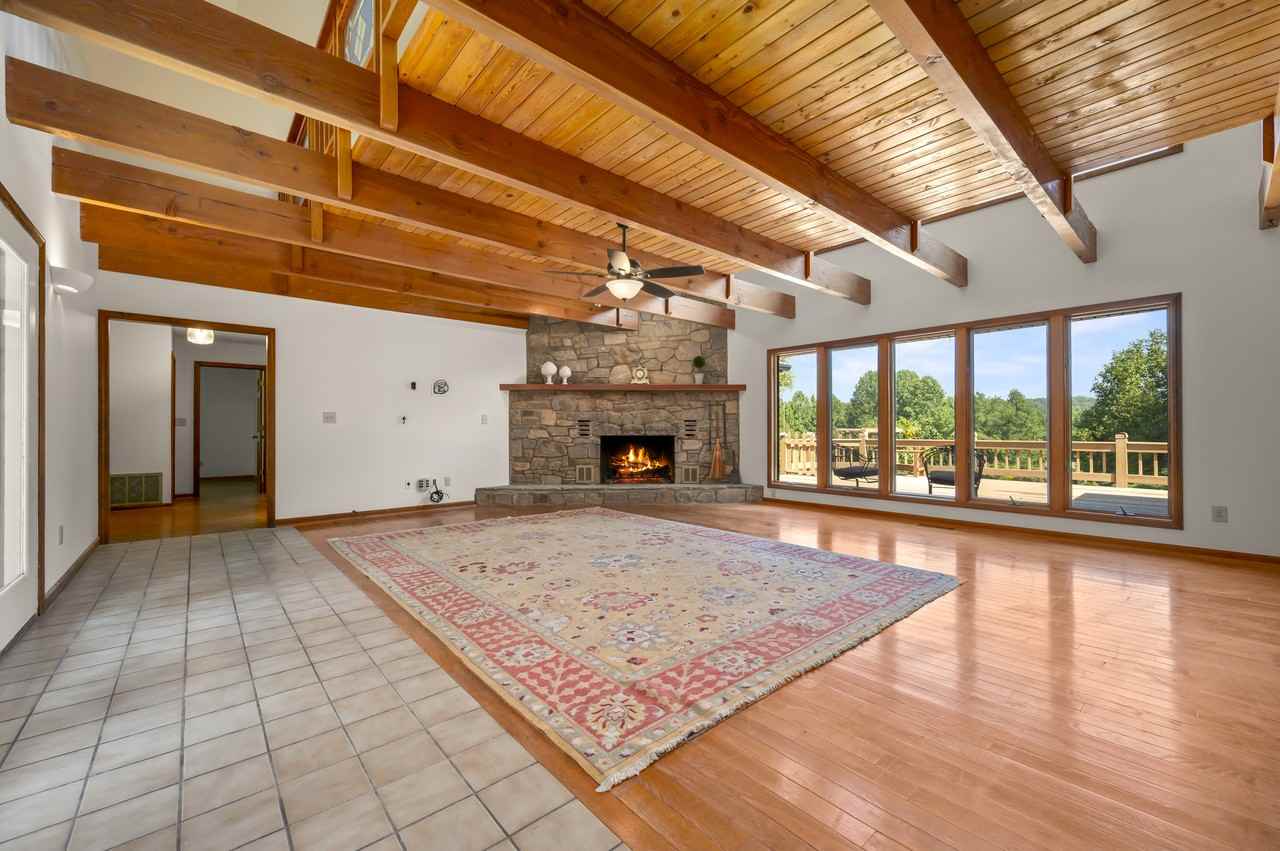 26 Canter Ct #1 - Photo 6 of 32