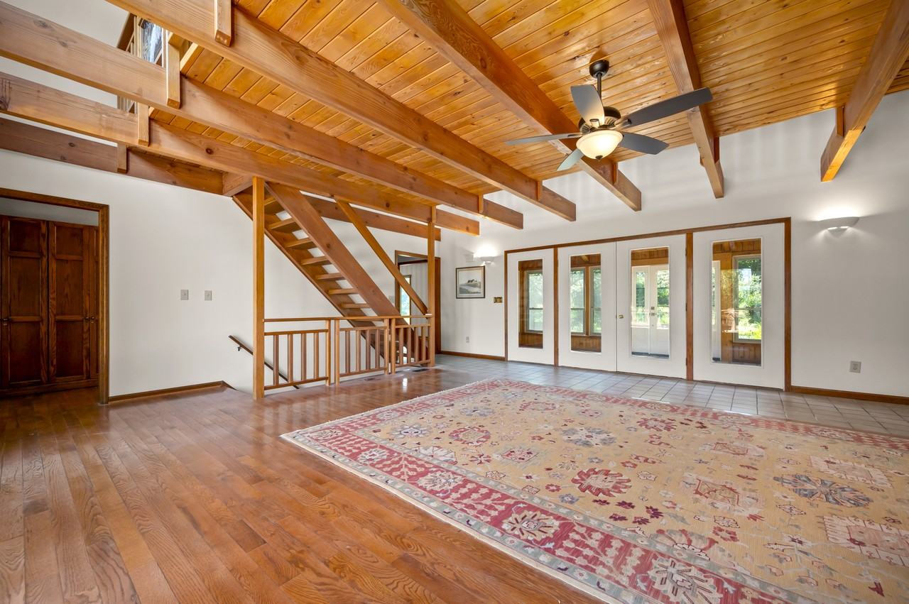 26 Canter Ct #1 - Photo 7 of 32