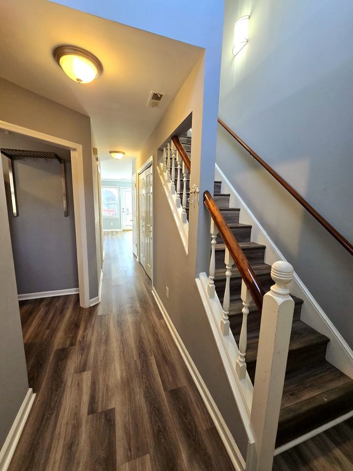 2808 Shadowbrook Ln #1 - Photo 2 of 23