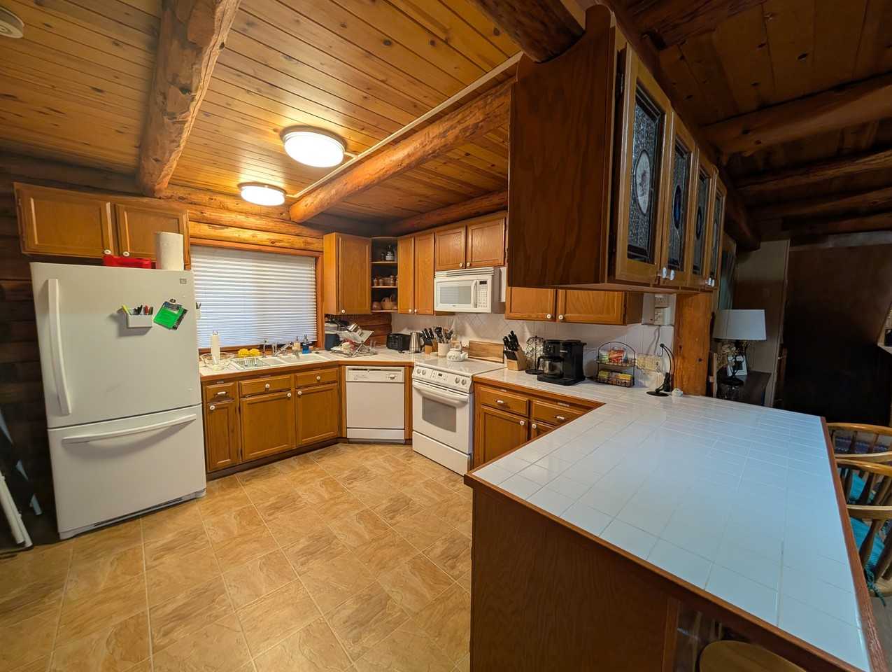 7312 E Evans Creek Rd #1 - Photo 6 of 39