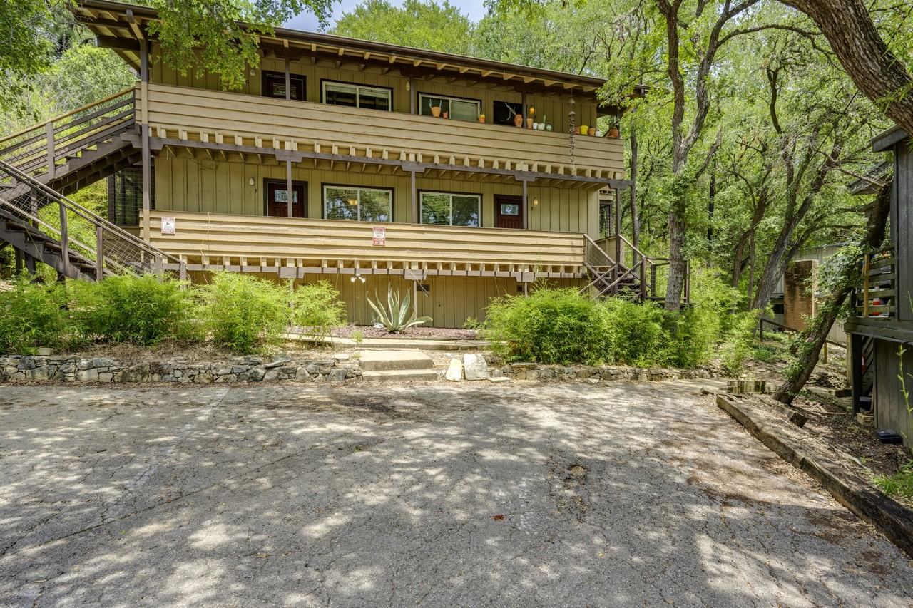 1511 Shoal Creek Blvd #F - Photo 6 of 31